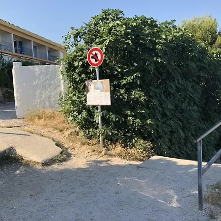 Ferienwohnung Studio « Les Pieds Dans L'Eau » Martigues Exterior foto